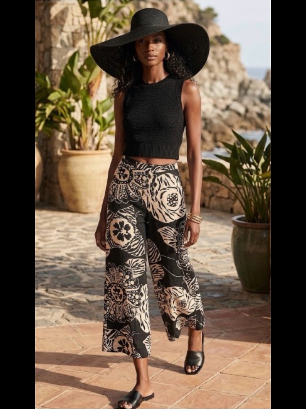 Christian Siriano Linen Blend Black Floral Cropped Wide-Leg Resortwear Pants M